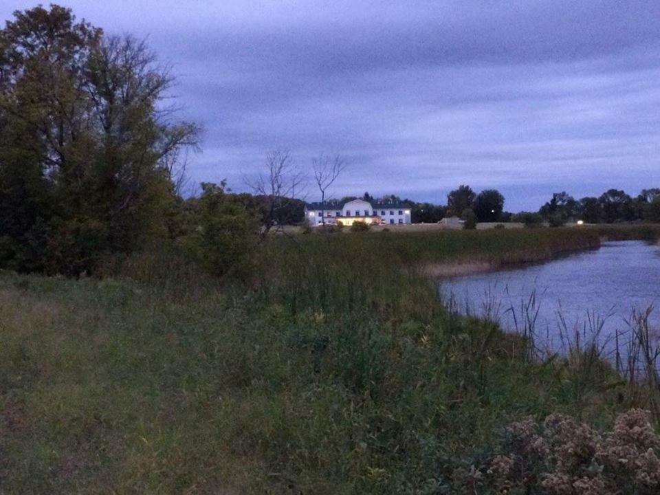 Lakes Inn At Dunvilla Exterior foto
